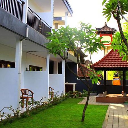 U House Seminyak Hotell Kerobokan Eksteriør bilde