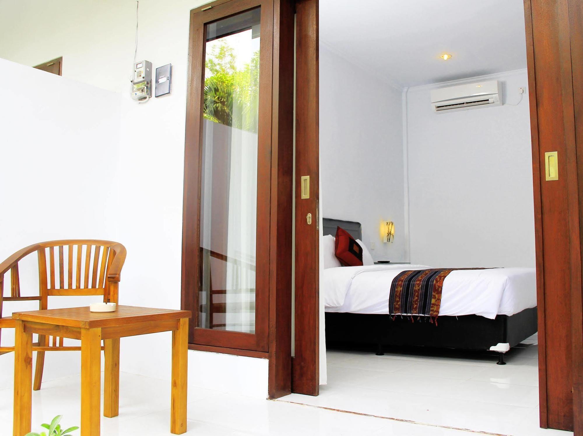 U House Seminyak Hotell Kerobokan Eksteriør bilde