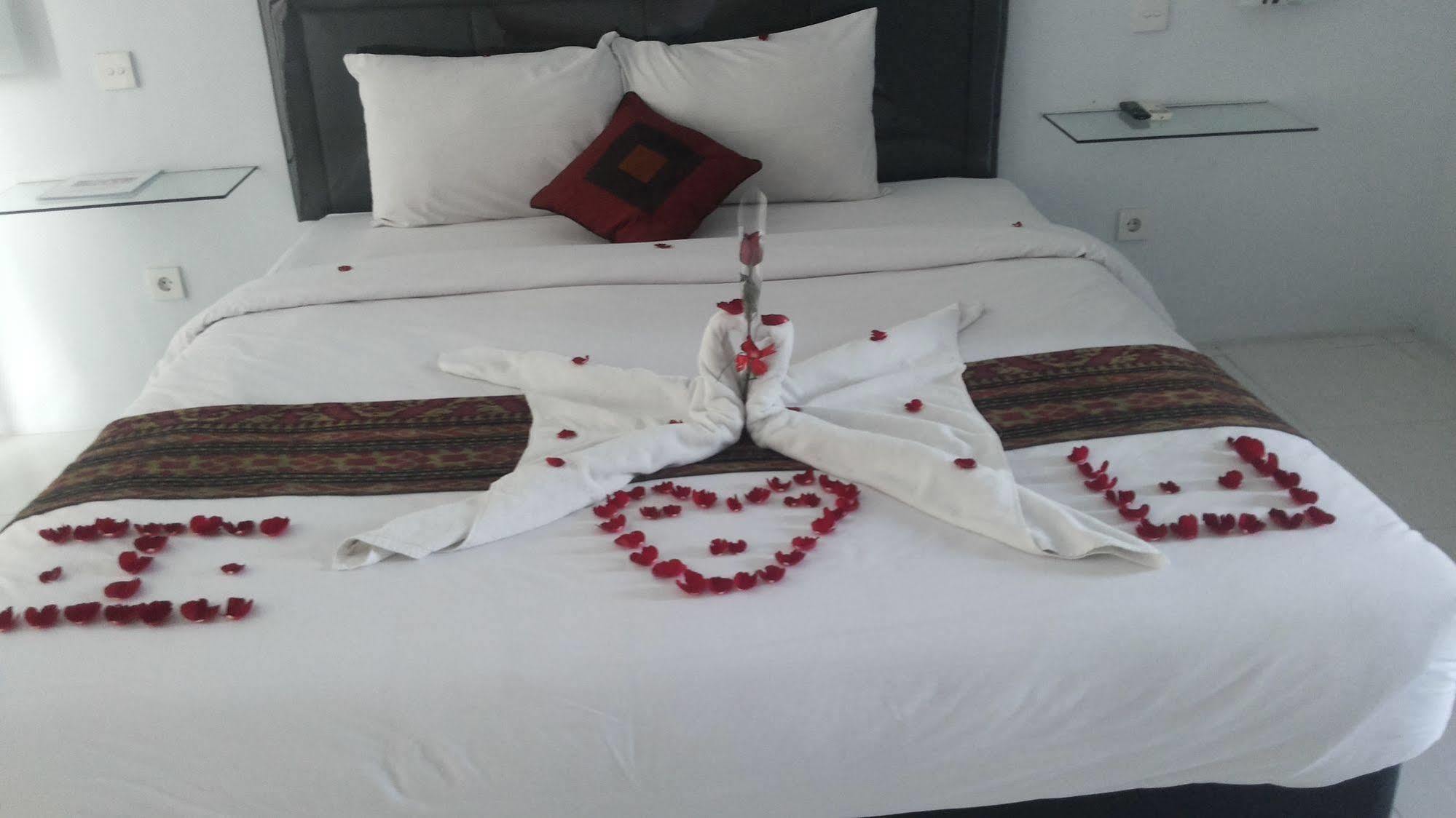U House Seminyak Hotell Kerobokan Eksteriør bilde