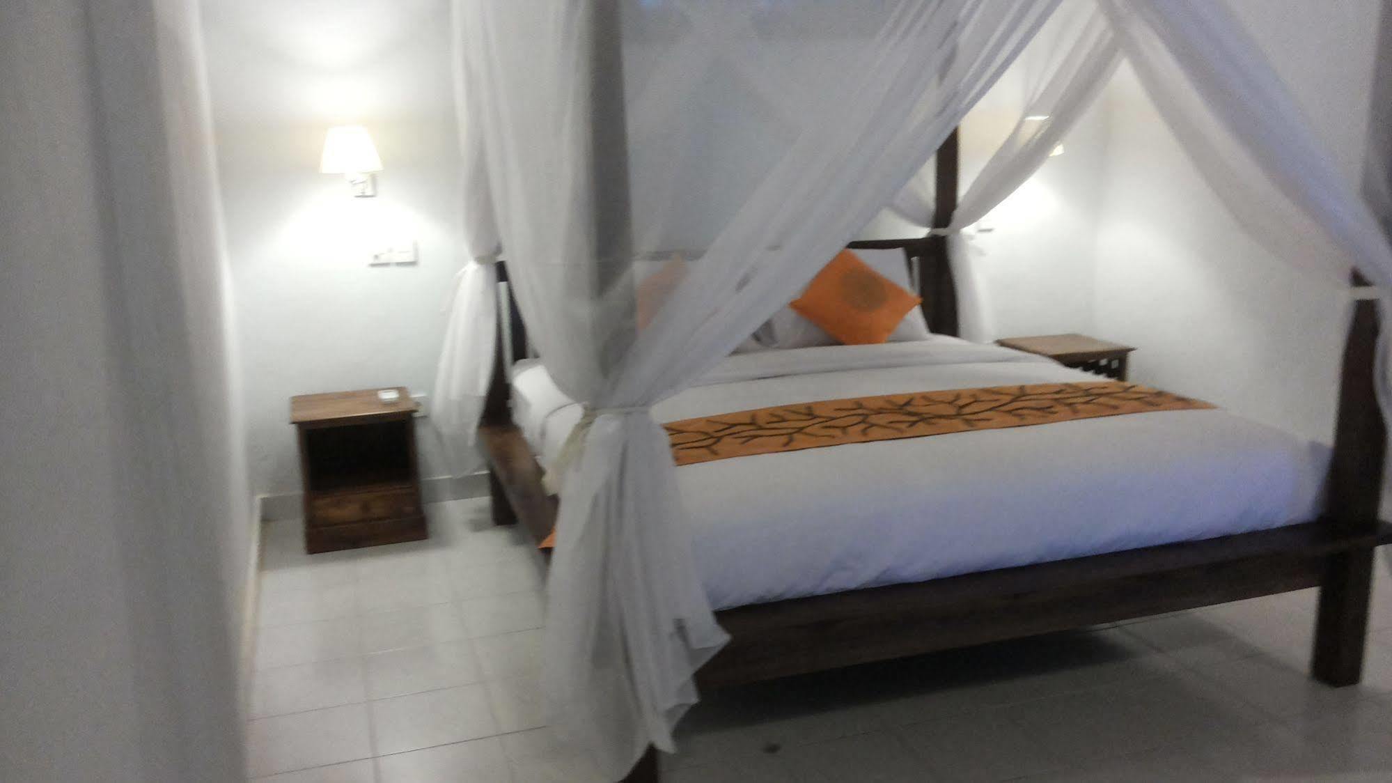 U House Seminyak Hotell Kerobokan Eksteriør bilde